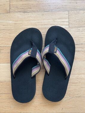 Teva sandals kids size 3